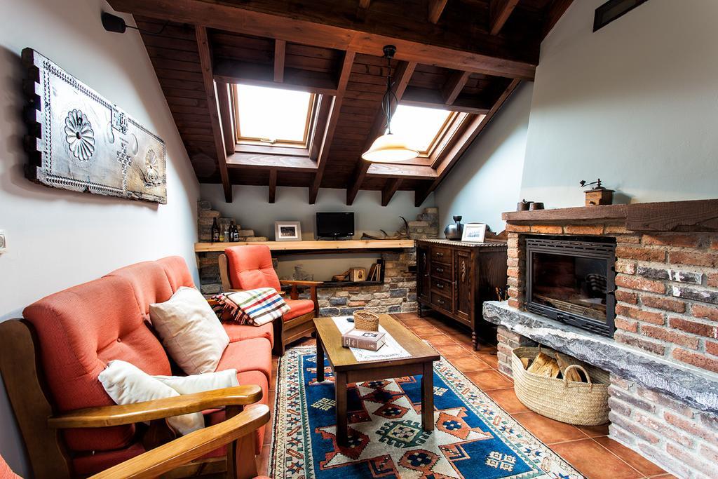 Apartamentos Rurales El Collain De Campiellos Eksteriør billede